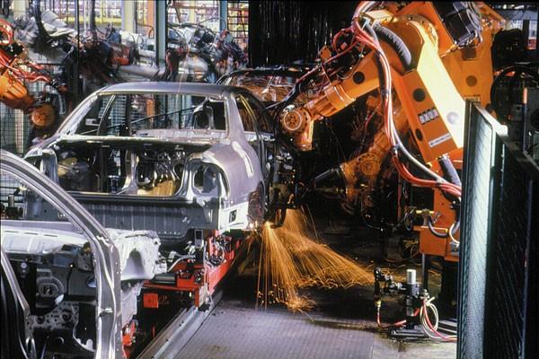 تولید خودرو به 800 هزار دستگاه می‌رسد